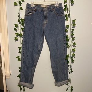 Levi’s Classic Relaxed Tapered 550 Jeans